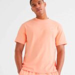 Fully embrace the return of ’90s fashion