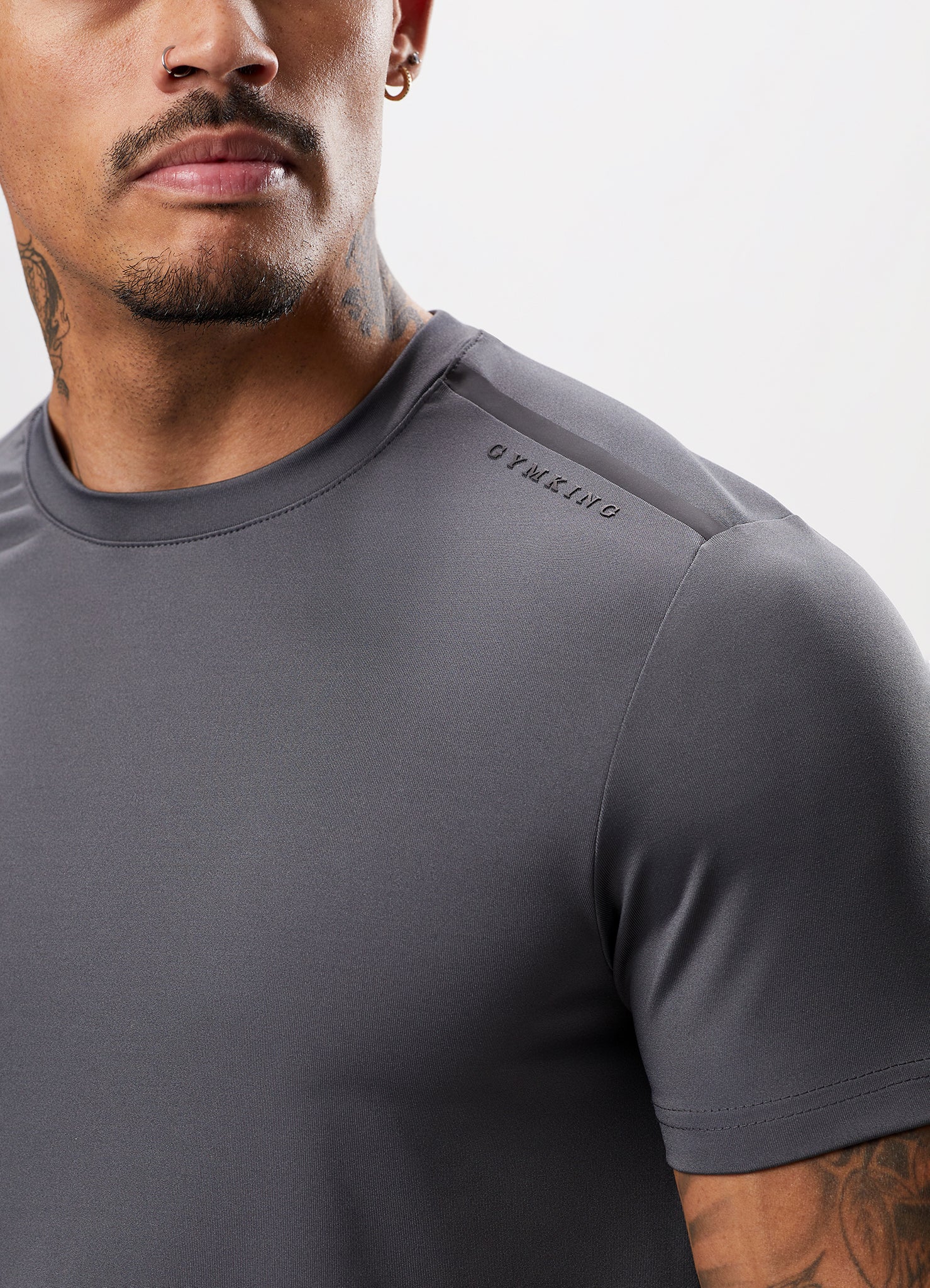 Gym King Alpha Poly Tee - Graphite Xs