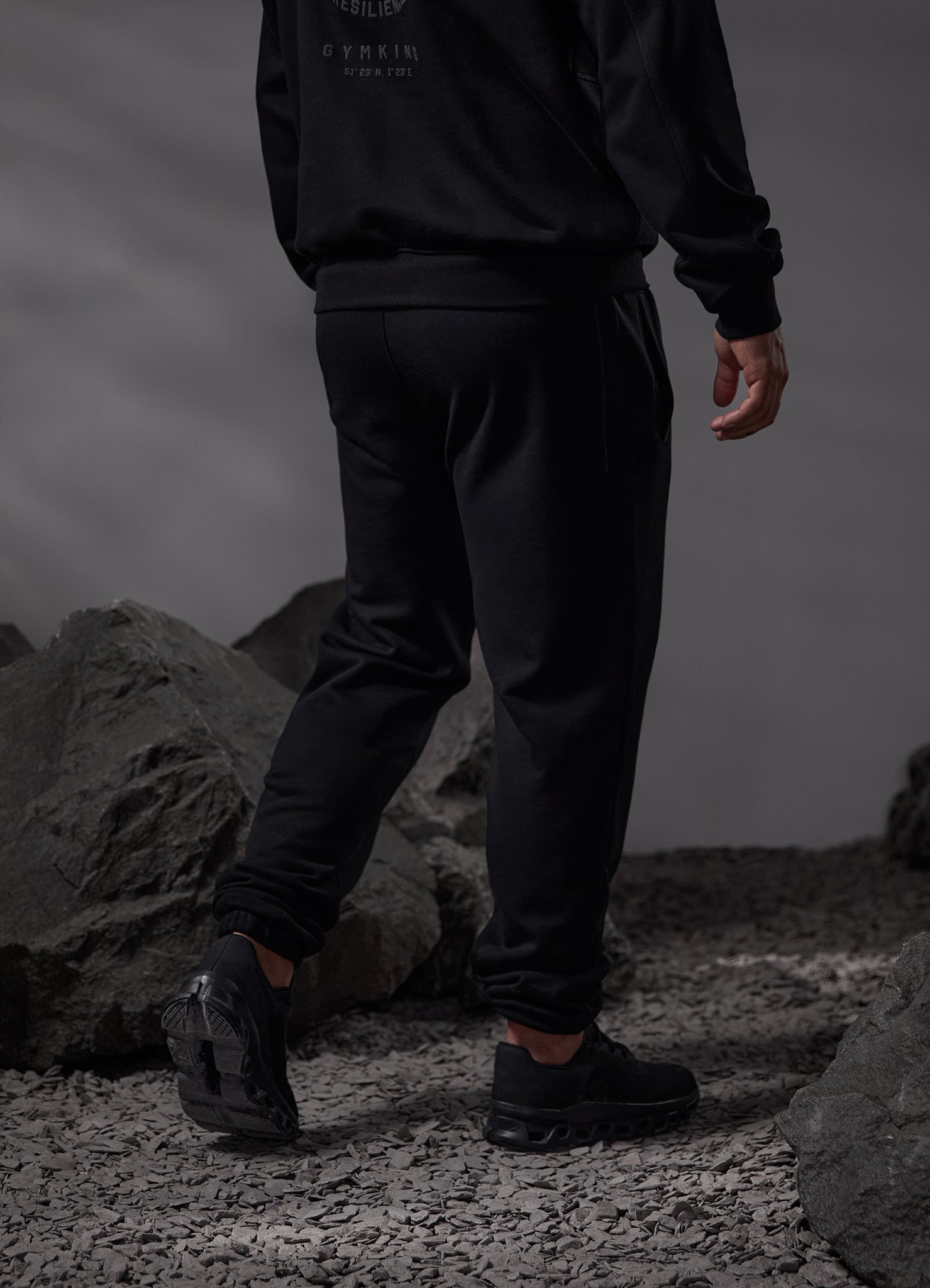 Gym King Compass Jogger - Black Xs