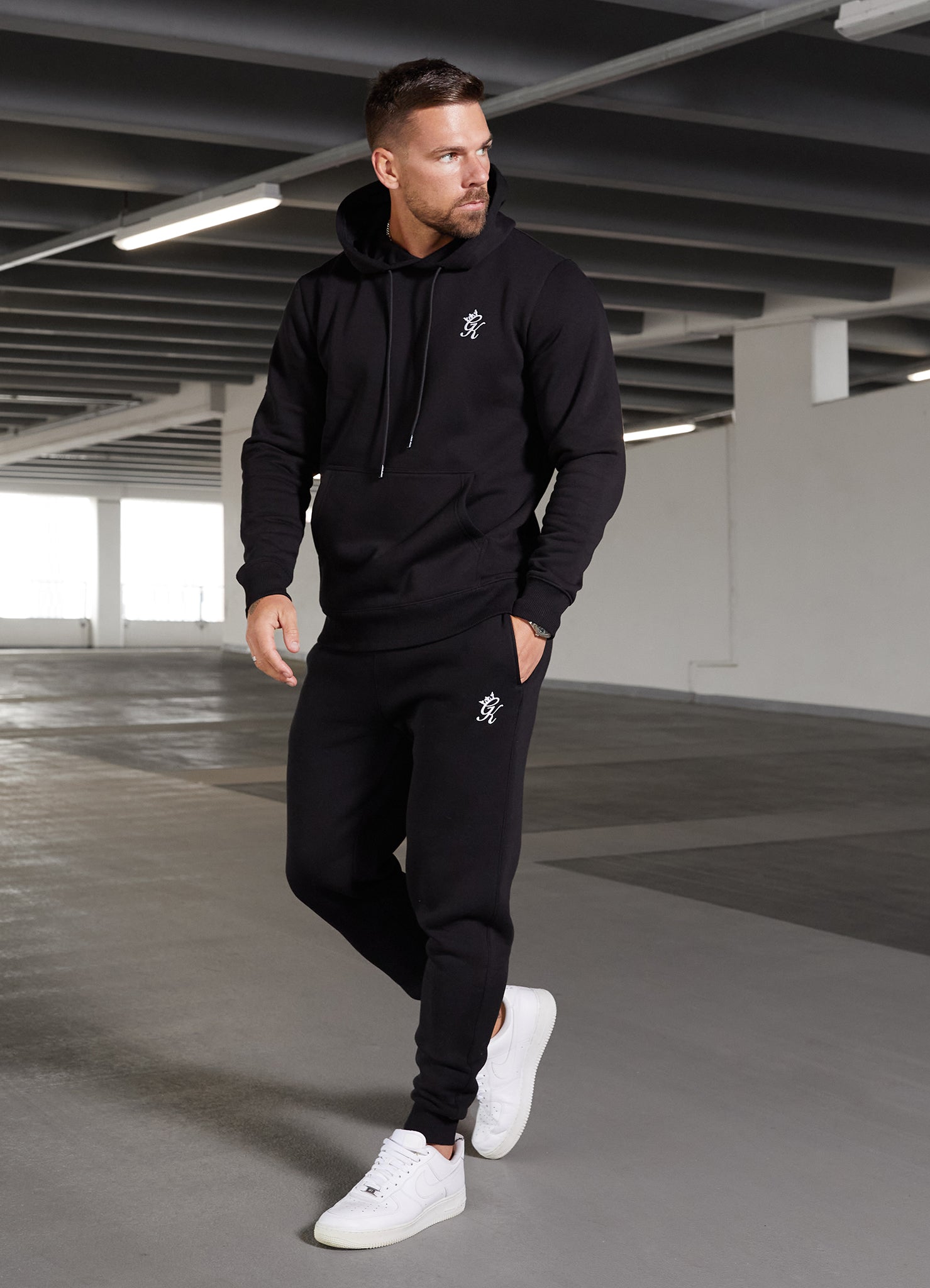 Gym King Fundamental Fleece Hood - Black Xs