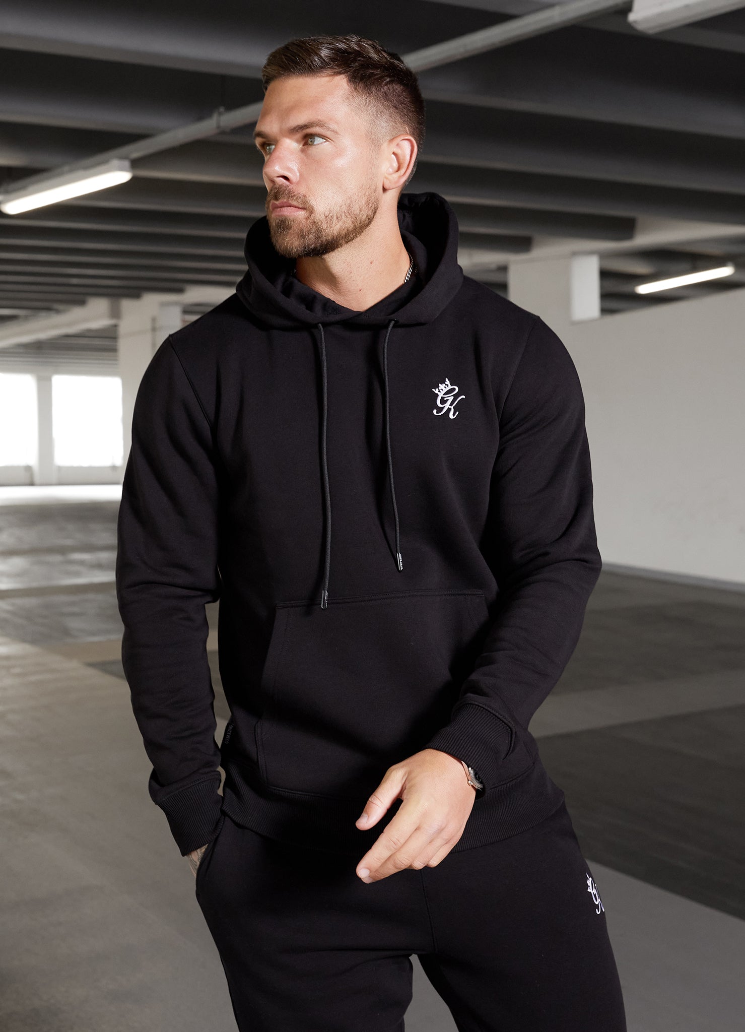 Gym King Fundamental Fleece Hood - Black Xs