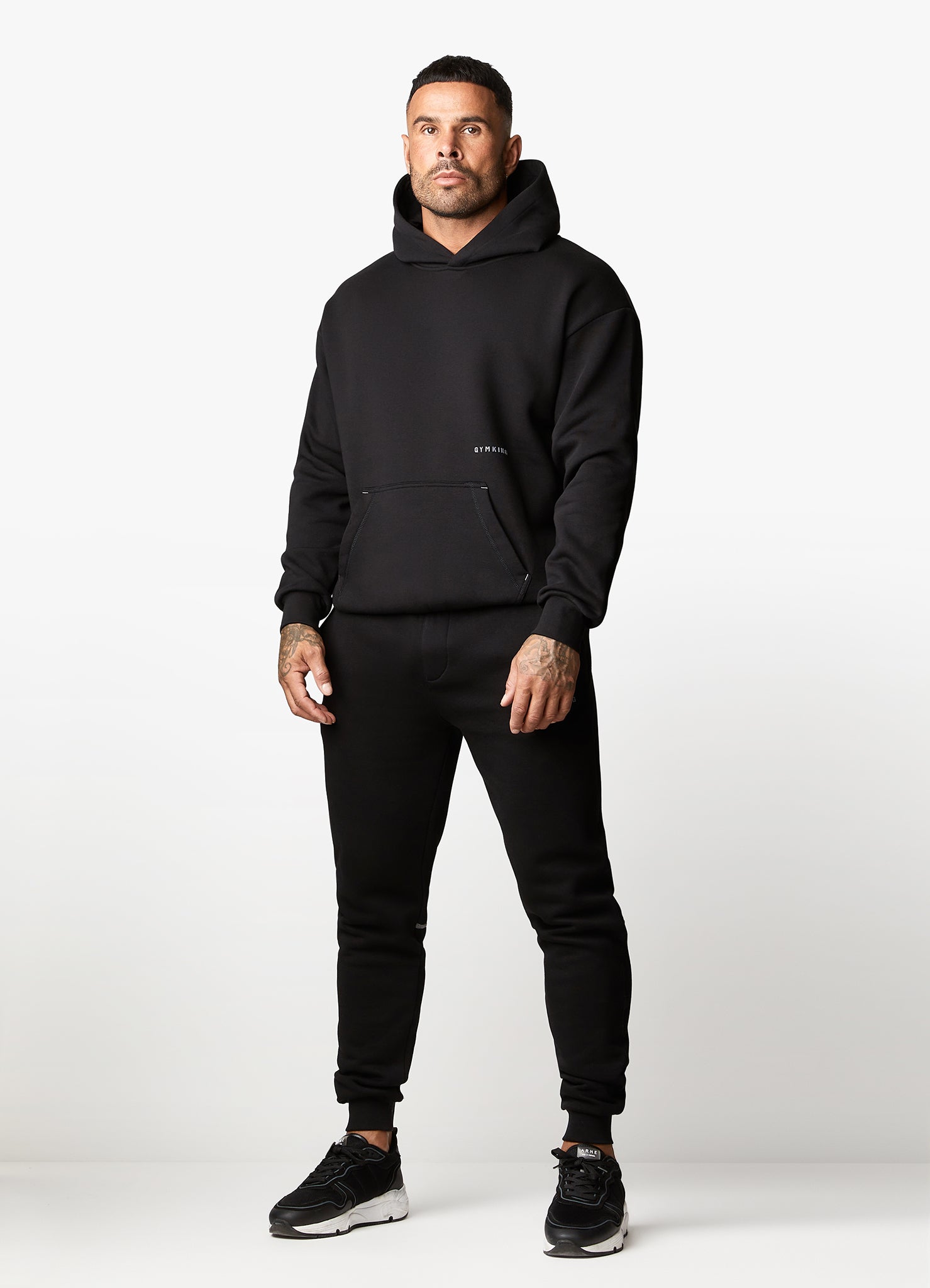 Gym King Outline Print Hood - Black Xs