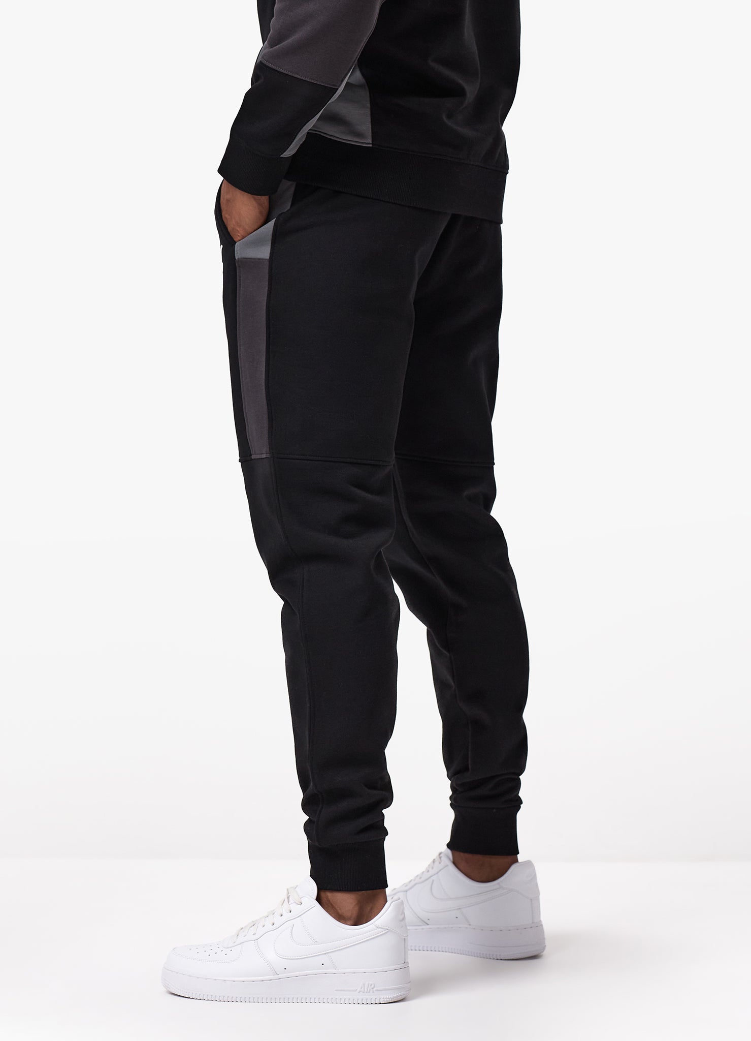 Gym King Minefield Jogger - Black Xs