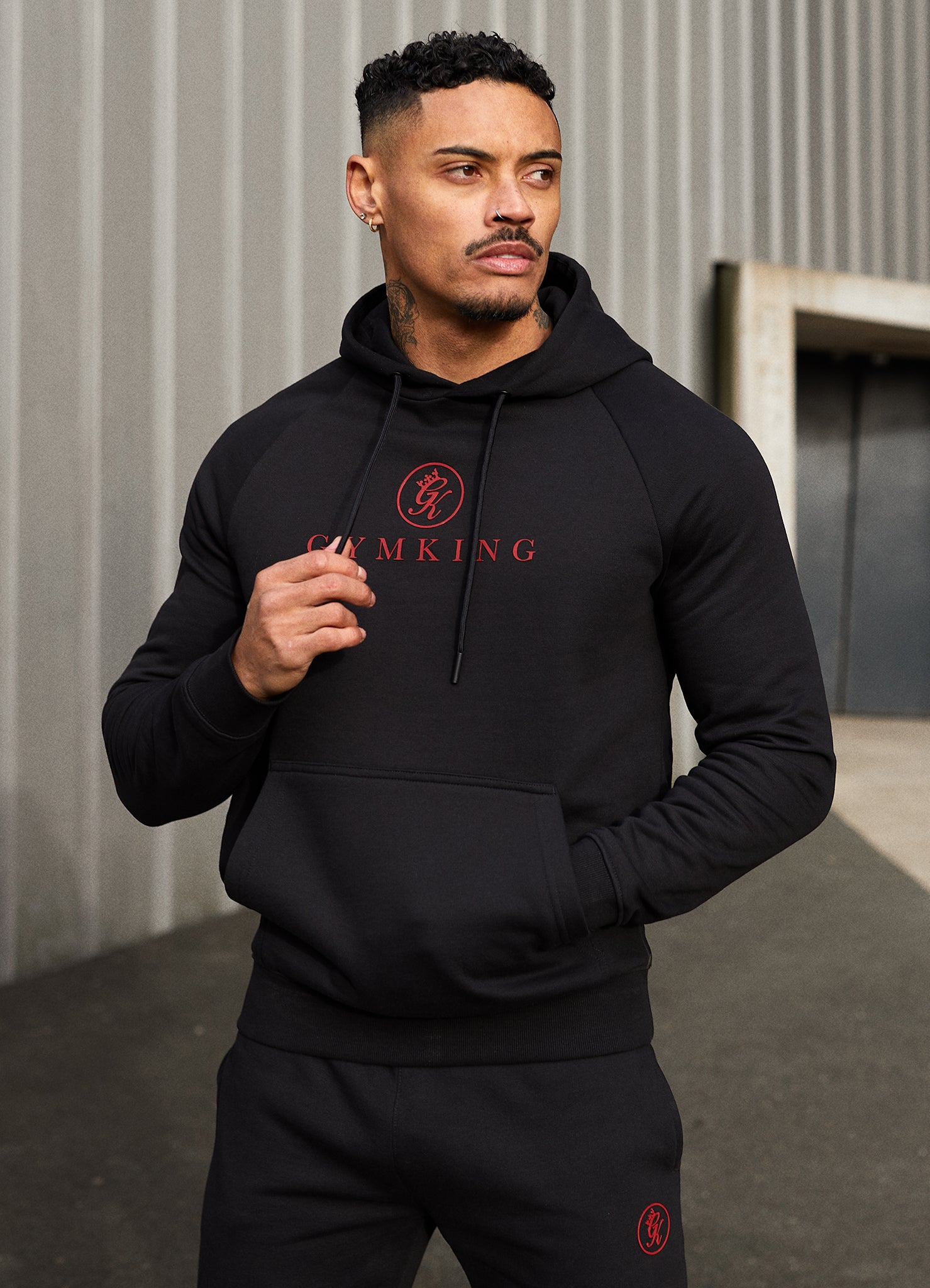 Gym King Pro Logo Fleece Hood - Black/Red Xs