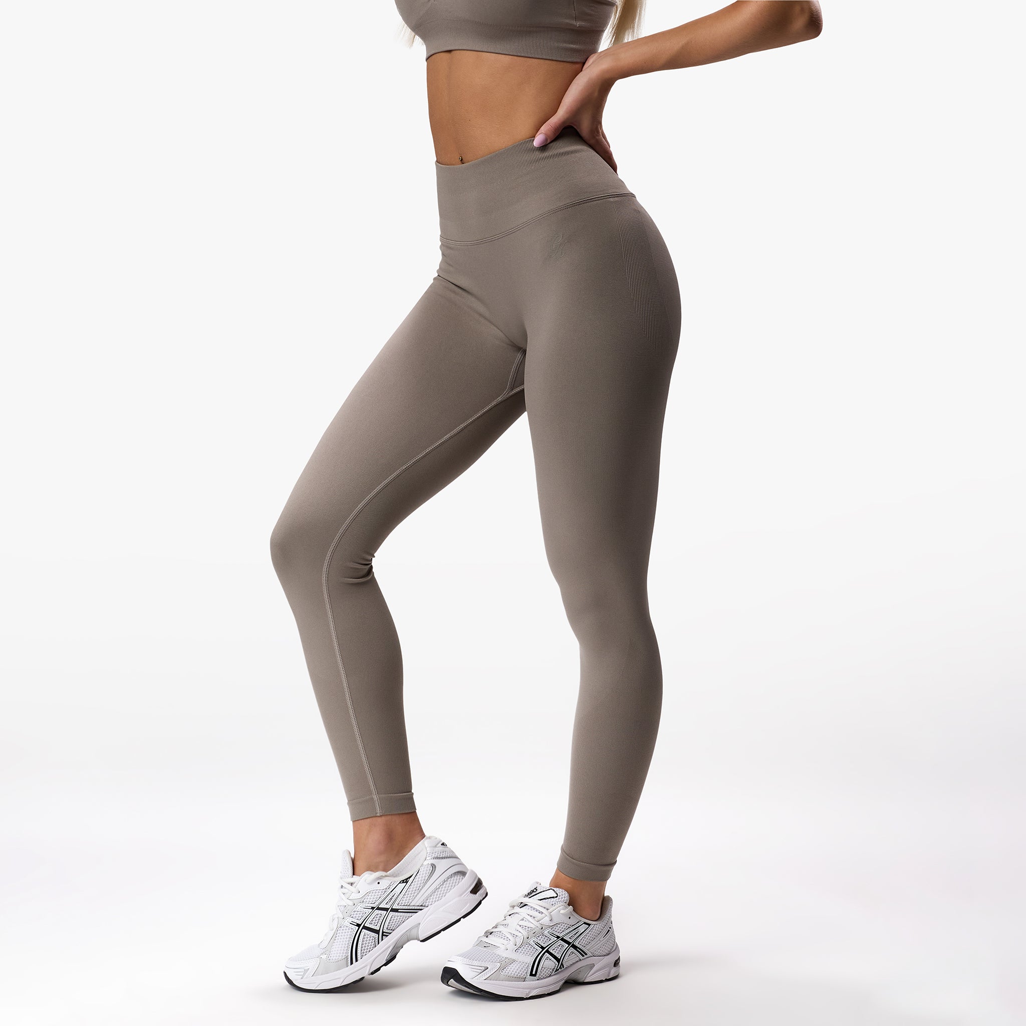 Gym King Sculpt Seamless Legging - Truffle 6-8