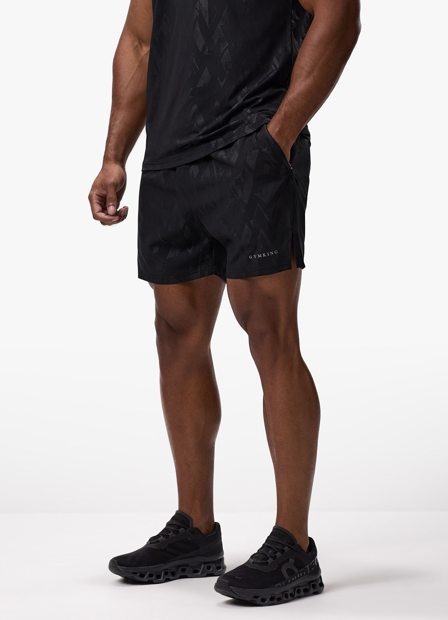 Gym King Debossed Peak Short - Black Xs