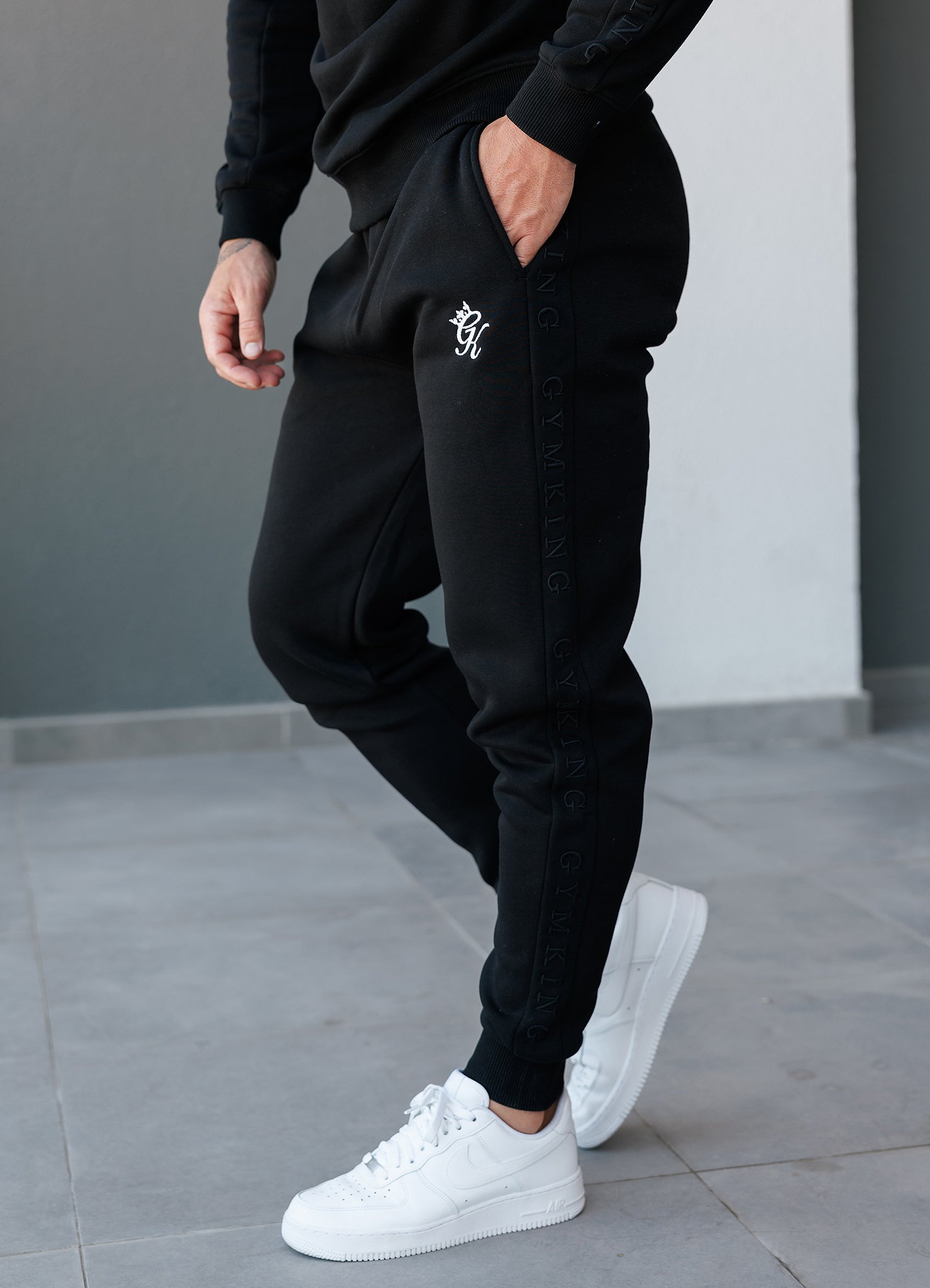 Gym King Elevate Jogger - Black Xs