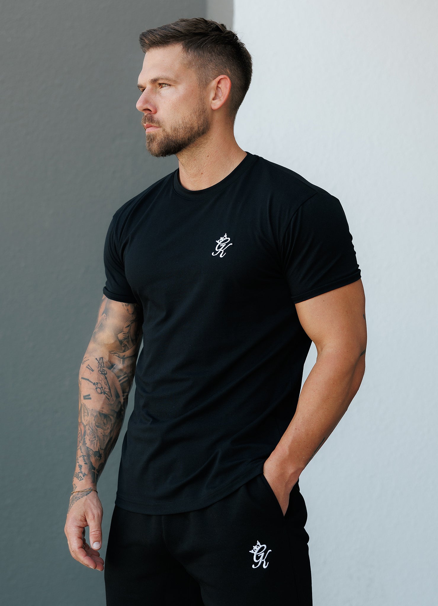 Gym King Fundamental Jersey Tee - Black Xs