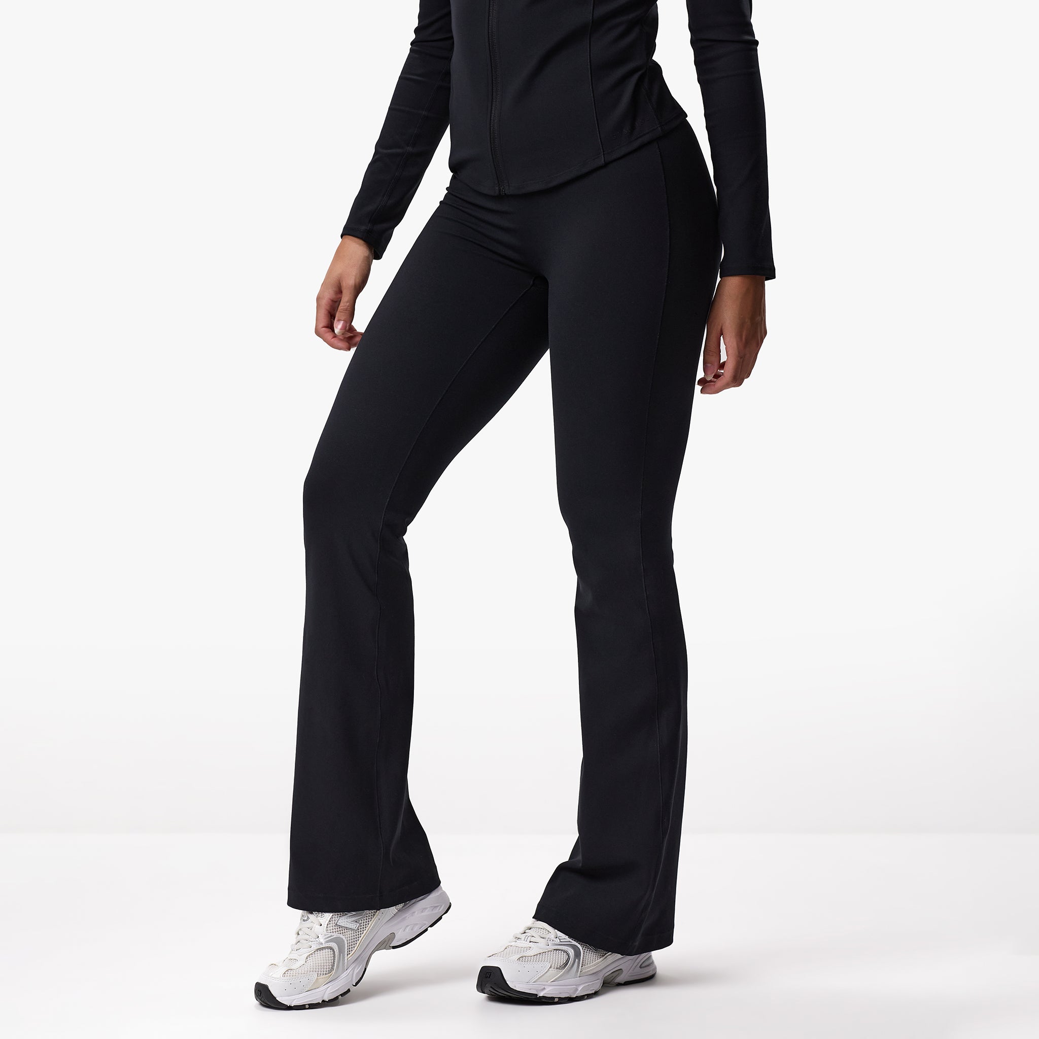 Gym King Peach Luxe Flare Trouser - Black Luxe 6